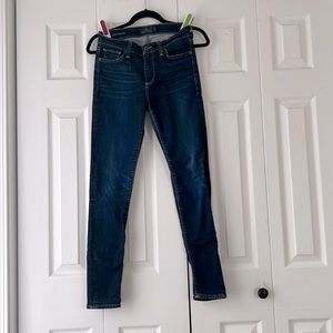 Lucky Brand Brooke Legging jean. Dark wash, size 4/27 ankle